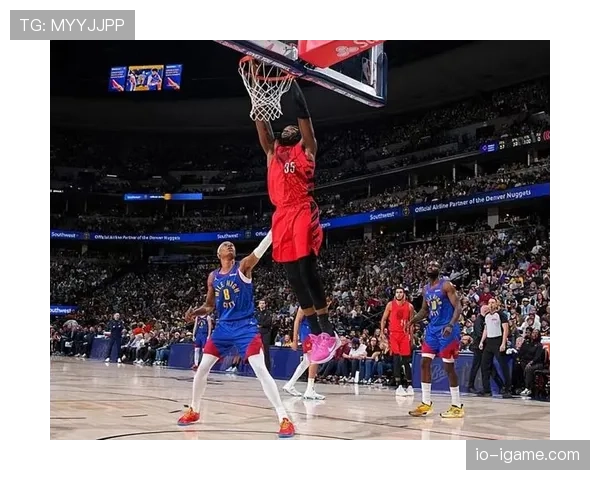 尤因内线护筐提升防守效率显著领先同代中锋